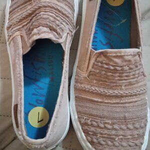 NEW Blowfish Malibu Women's Beachside Sneaker - Size 7